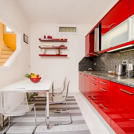 Le Chateau by CorfuΕscapes Holiday home