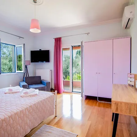 Holiday home Le Chateau by CorfuΕscapes