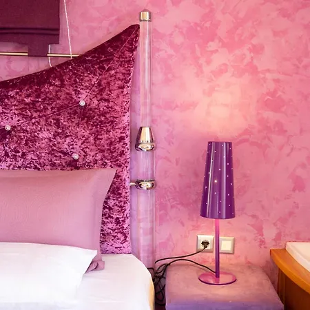 Vakantiehuis Le Chateau by CorfuΕscapes *