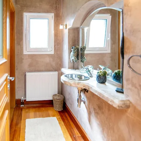 Tatil Evi Le Chateau by CorfuΕscapes Korfu