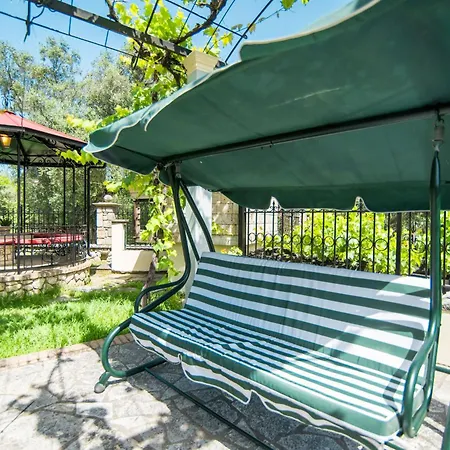 Le Chateau by CorfuΕscapes Tatil Evi